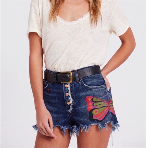 Free People Boulder Beach Buttefly Jeans Shorts - Picture 2 of 7